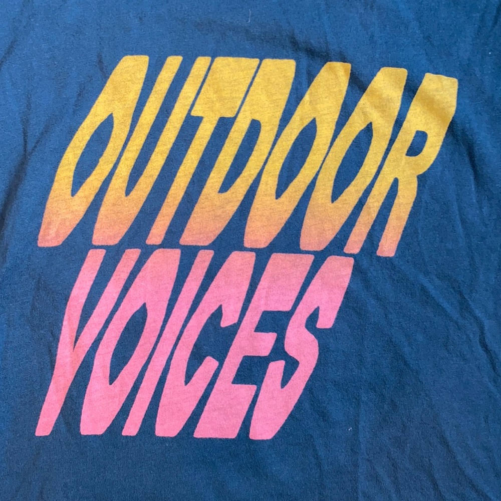 OUTDOOR VOICES Cropped T-Shirt in Teal